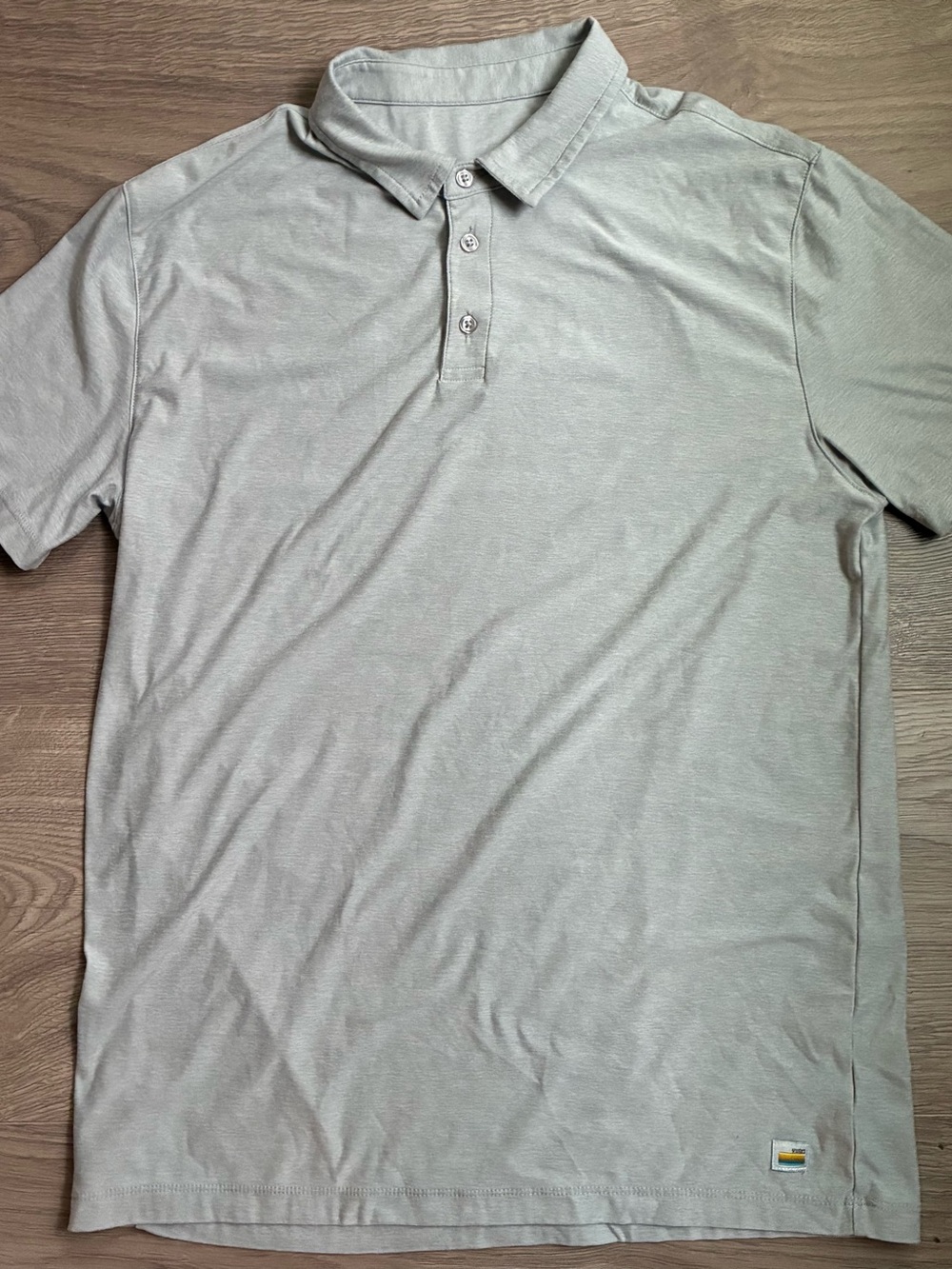 Vuori Strato Tech Polo Shirt Mens Medium Gray Short Sleeve Stretch Performance